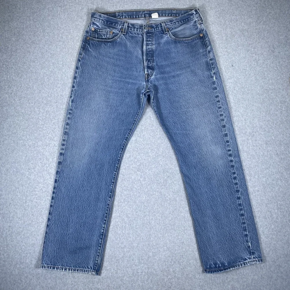 Vintage Levi's 501XX Jeans Mens 40X34 (40X30 Actual) Straight Leg Button Fly
